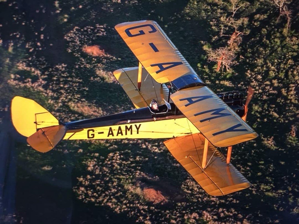 G-AAMY Gipsy Moth aus der Luft